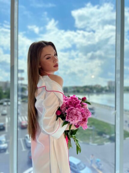 Жіноча сорочка на ґудзиках для дому та відпочинку, колір білий