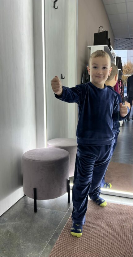 Дитяча велюрова піжама BO.Brand светр зі штанами, колір синій