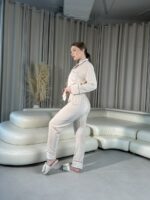 Теплая женская пижама BO.Brand велюр, крем