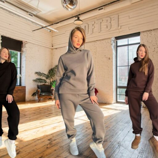 Жіночі спортивні костюми