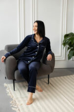Жіноча велюрова піжама BO.Brand на ґудзиках та штани