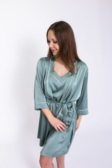 Жіночий халат та сорочка BO.Brand шовкові в оливкому кольорі