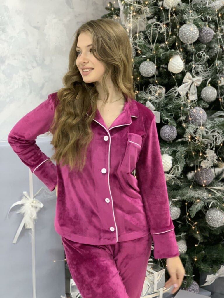 Жіночий велюровий костюм на ґудзиках, піжама зі штанами зображення 2