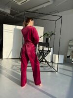 Велюрова жіноча піжама зі штанами BO.Brand (кофта та штани кюлоти з карманами, колір малиновий) - Зображення 5