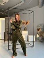 Велюрова жіноча піжама BO.Brand (кофта та штани, колір Хакі)