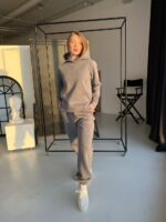 Жіночий спортивний костюм BO.Brand на флісі , колір графіт - Зображення 2