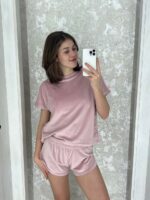 Жіноча піжама BO.Brand футболка та шорти, велюр, колір пудровий - Зображення 3