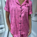 Піжама жіноча BO.Brand сорочка з шортами, малинова з написом Pink