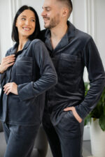 Парні піжами BO.Brand, сорочка та штани з кишенями, колір графіт - Зображення 5