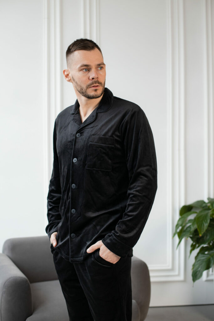 Чоловіча велюрова піжама BO.Brand чорний колір