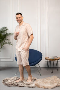 Чоловіча лляна піжама з шортами BO.Brand — колір бежевий