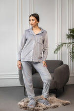 Тепла зимова велюрова жіноча піжама BO.Brand (на ґудзиках зі штанами, колір сірий)