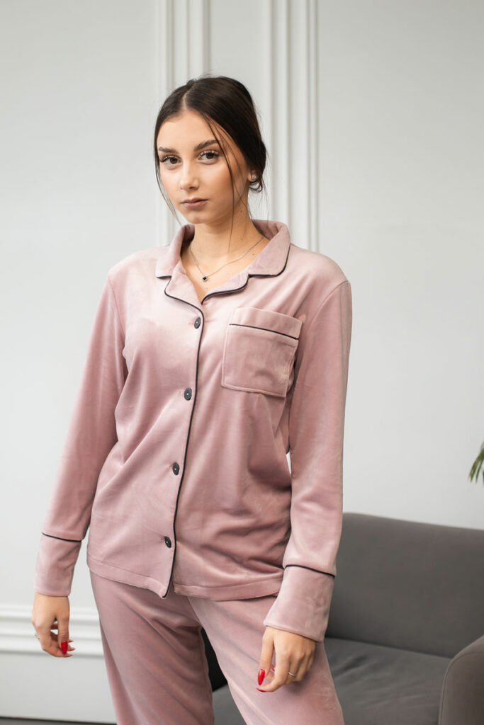 Піжама велюрова жіноча BO.Brand колір пудра зображення 2