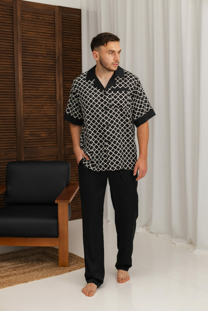 Чоловіча шовкова піжама BO.Brand чорний з білим кольором зображення 2