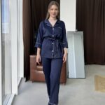 Жіноча шовкова піжама BO.Brand, сорочка та штани, колір синій