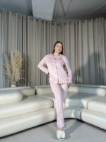 Жіночий домашній велюровий костюм BO.Brand, піжама на ґудзиках та штани - Зображення 4