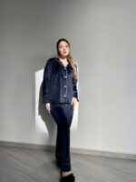 Жіноча велюрова піжама BO.Brand на ґудзиках та штани, колір синій - Зображення 15
