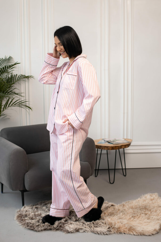 Жіноча піжама з натуральної бавовни в рожеву смужку