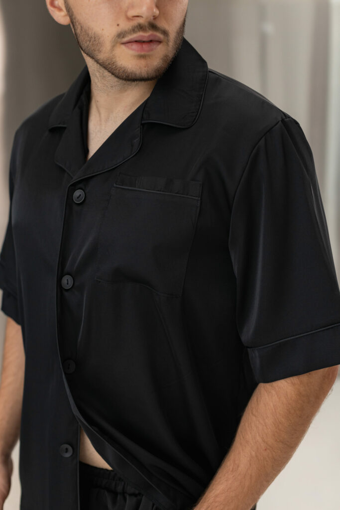 Чоловіча шовкова піжама BO.Brand чорний комплект (сорочка та штани) зображення 2