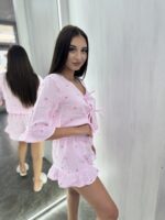 Муслінова піжама на зав'язках з рюшками рожева